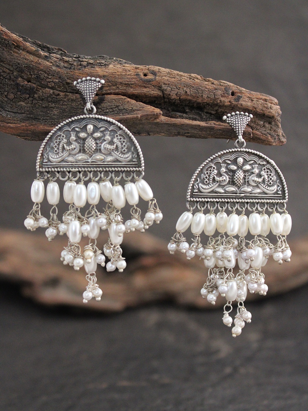 

justpeachy Silver-Plated & White Oxidised Drop Earrings