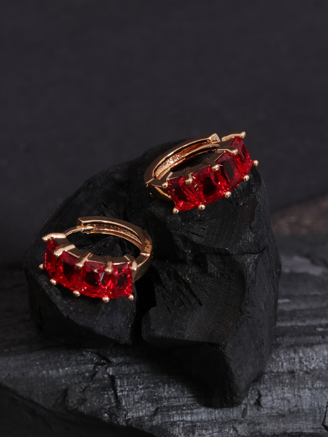 

justpeachy Red Gold Plated Contemporary Hoop Earrings