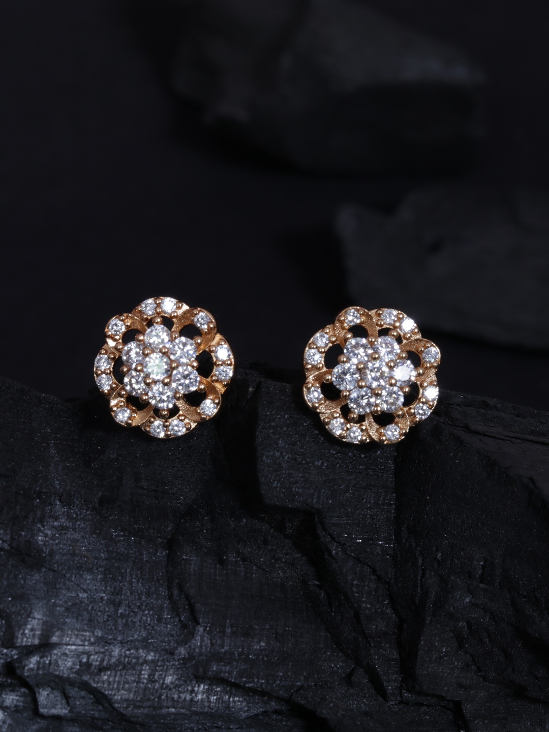 

justpeachy Gold-Toned Gold Plated Circular Studs