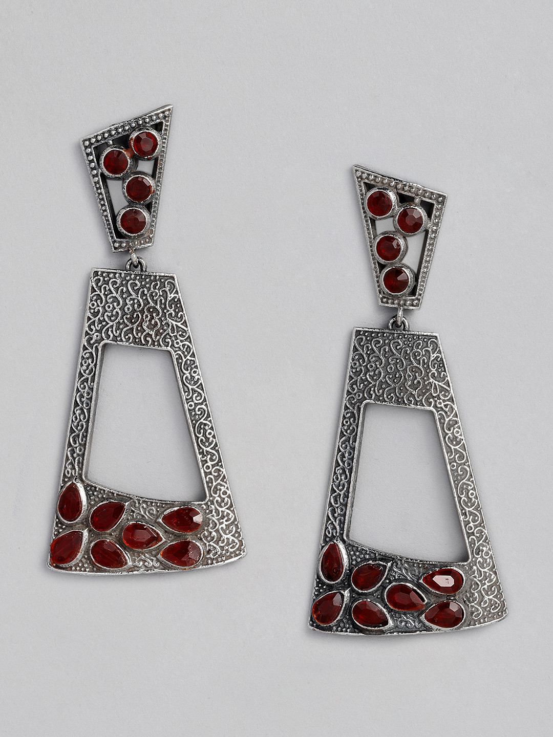 

justpeachy Silver-Toned & Maroon Silver Plated Contemporary Drop Earrings