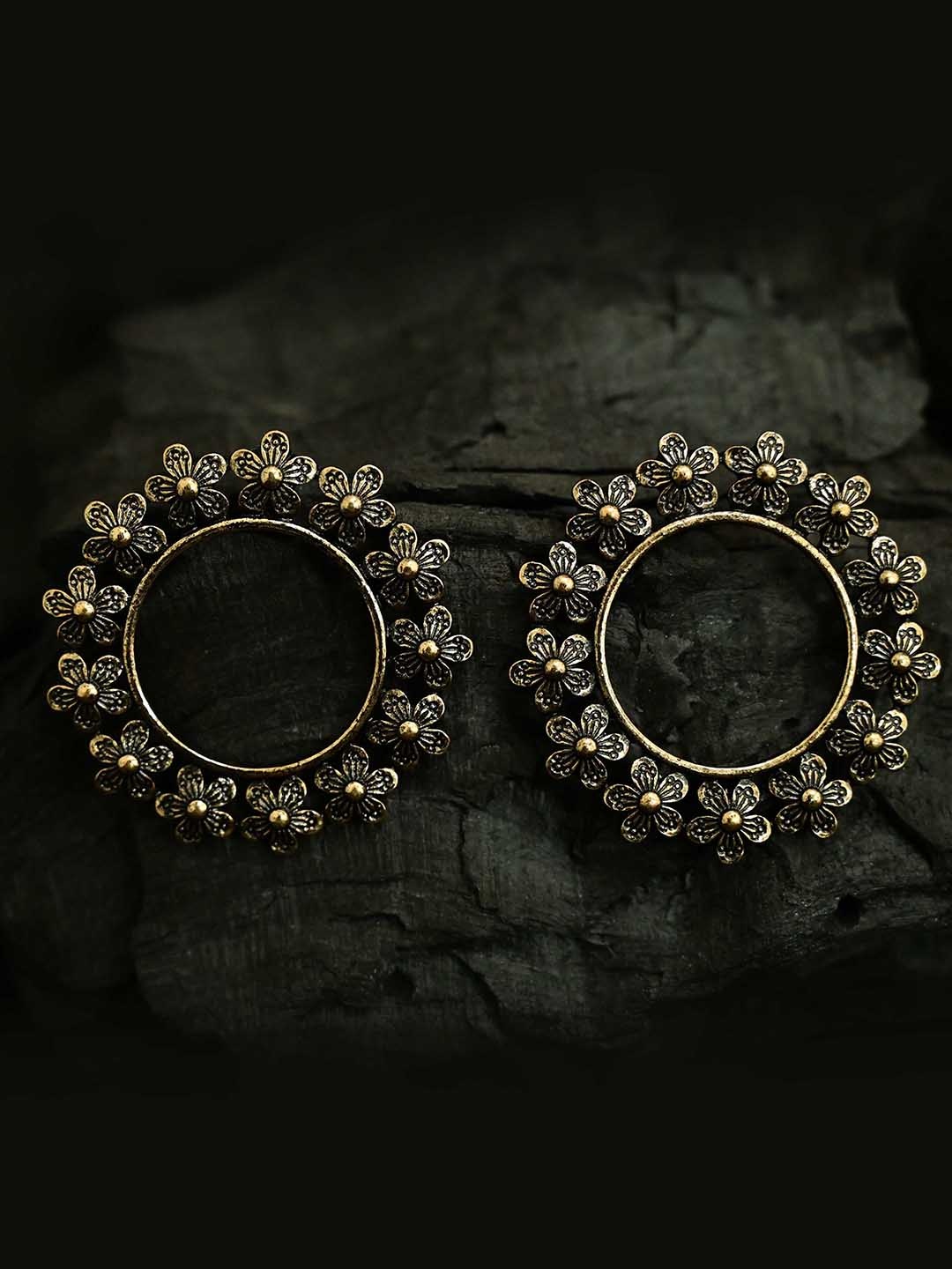 

justpeachy Gold-Toned Antique Circular Studs