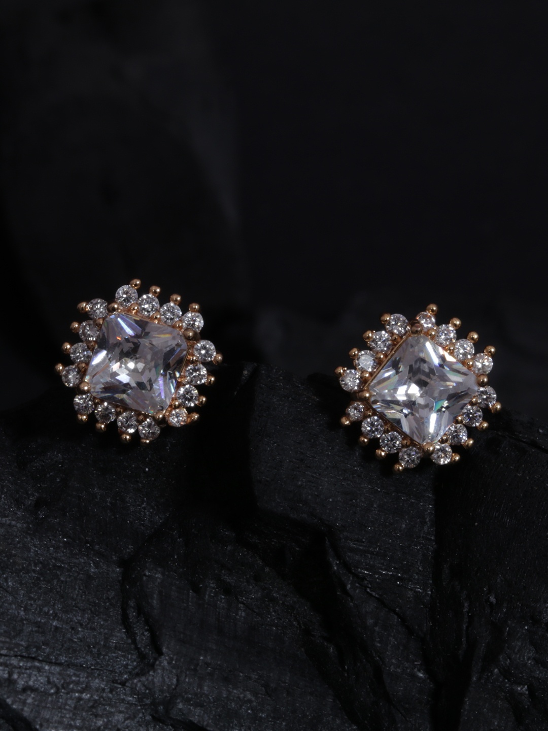 

justpeachy Gold-Toned Contemporary Studs