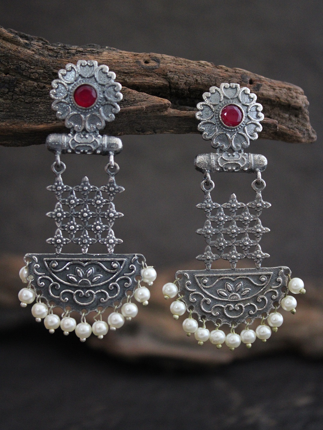 

justpeachy Silver-Plated Geometric Drop Earrings