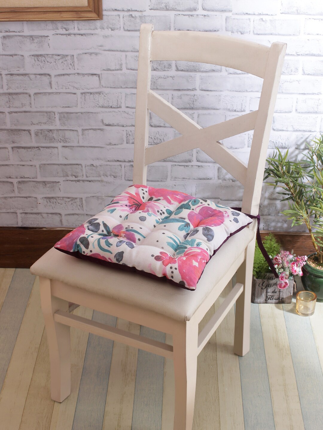 

ROMEE Set of 2 White & Pink Printed Chair Pads with Loops