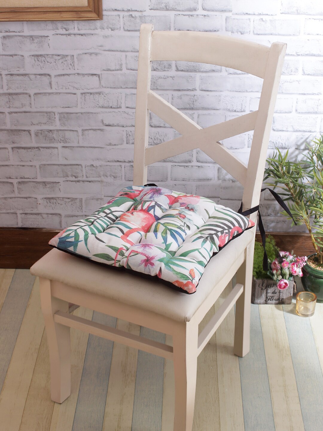 

ROMEE White & Green Set Of 2 Printed General Support Chair Pads