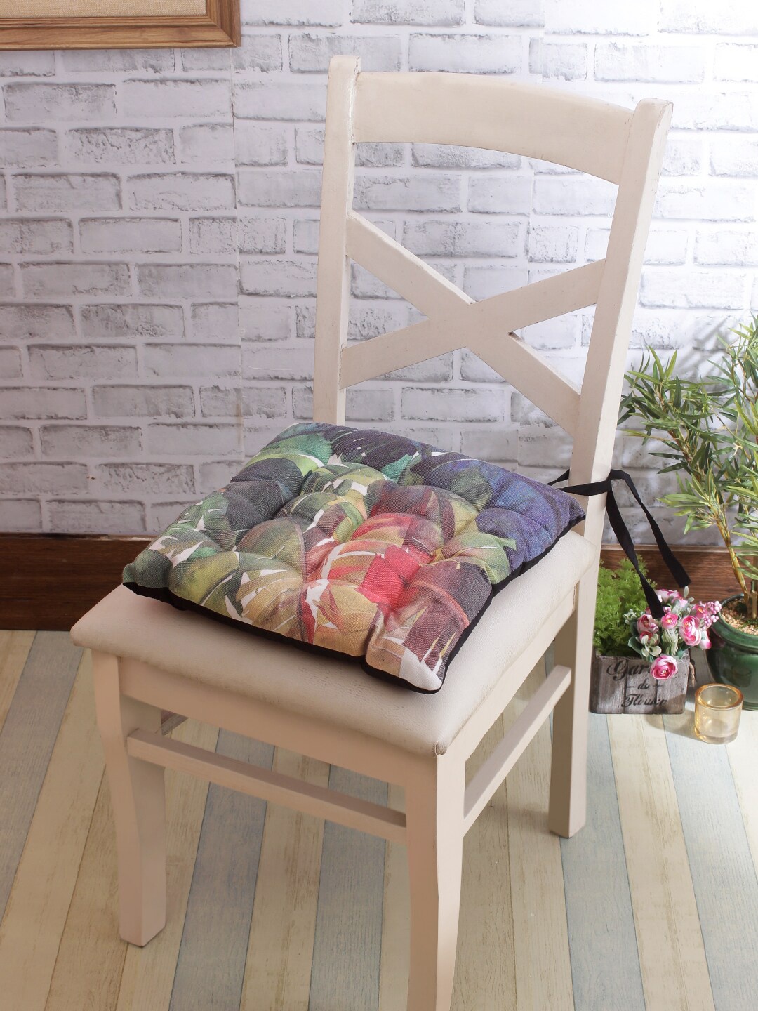 

ROMEE Set of 2 Blue & Green Floral Printed Chair Pad Cushions