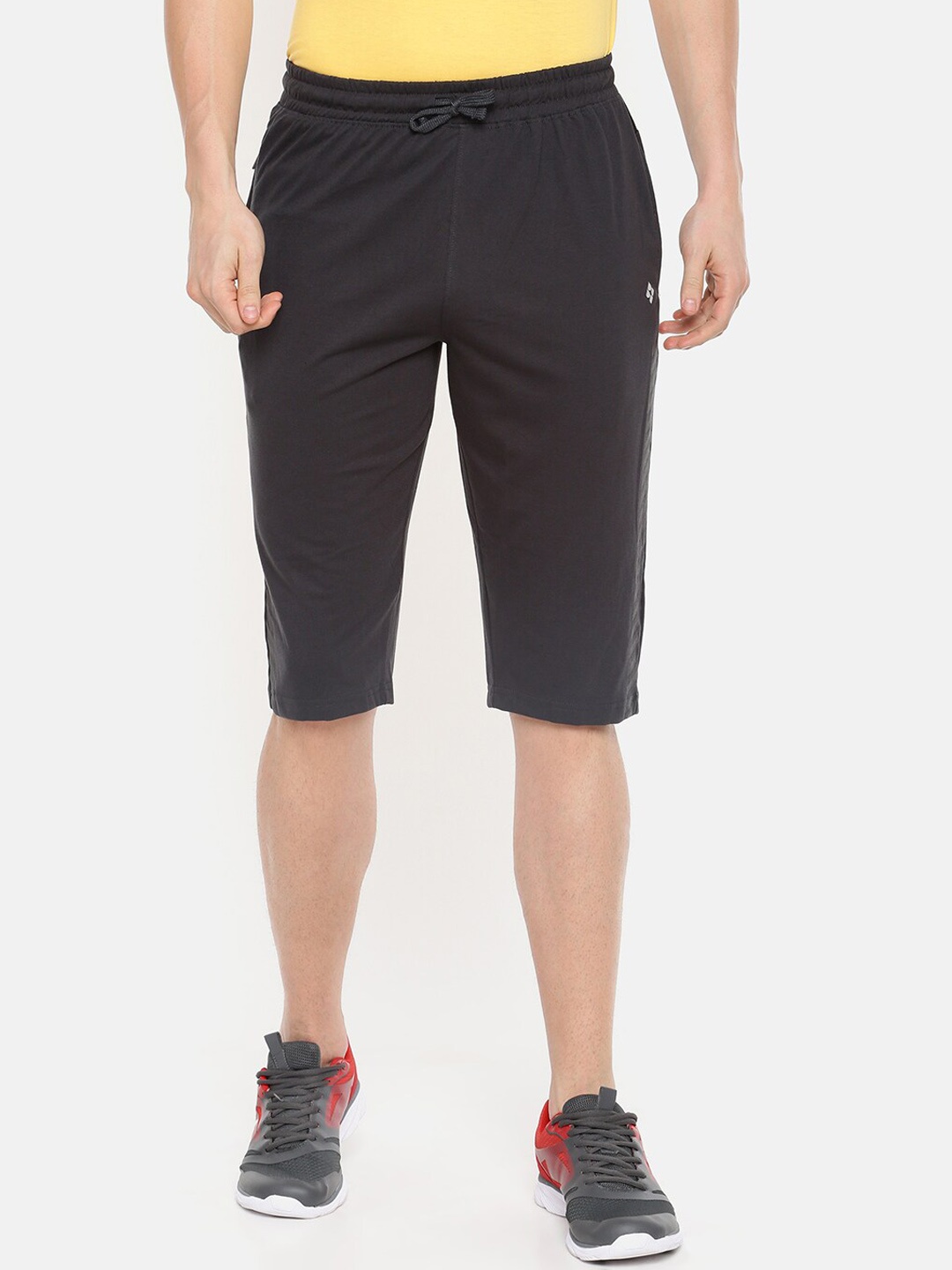 

Dollar Men Black Solid Regular Fit Shorts