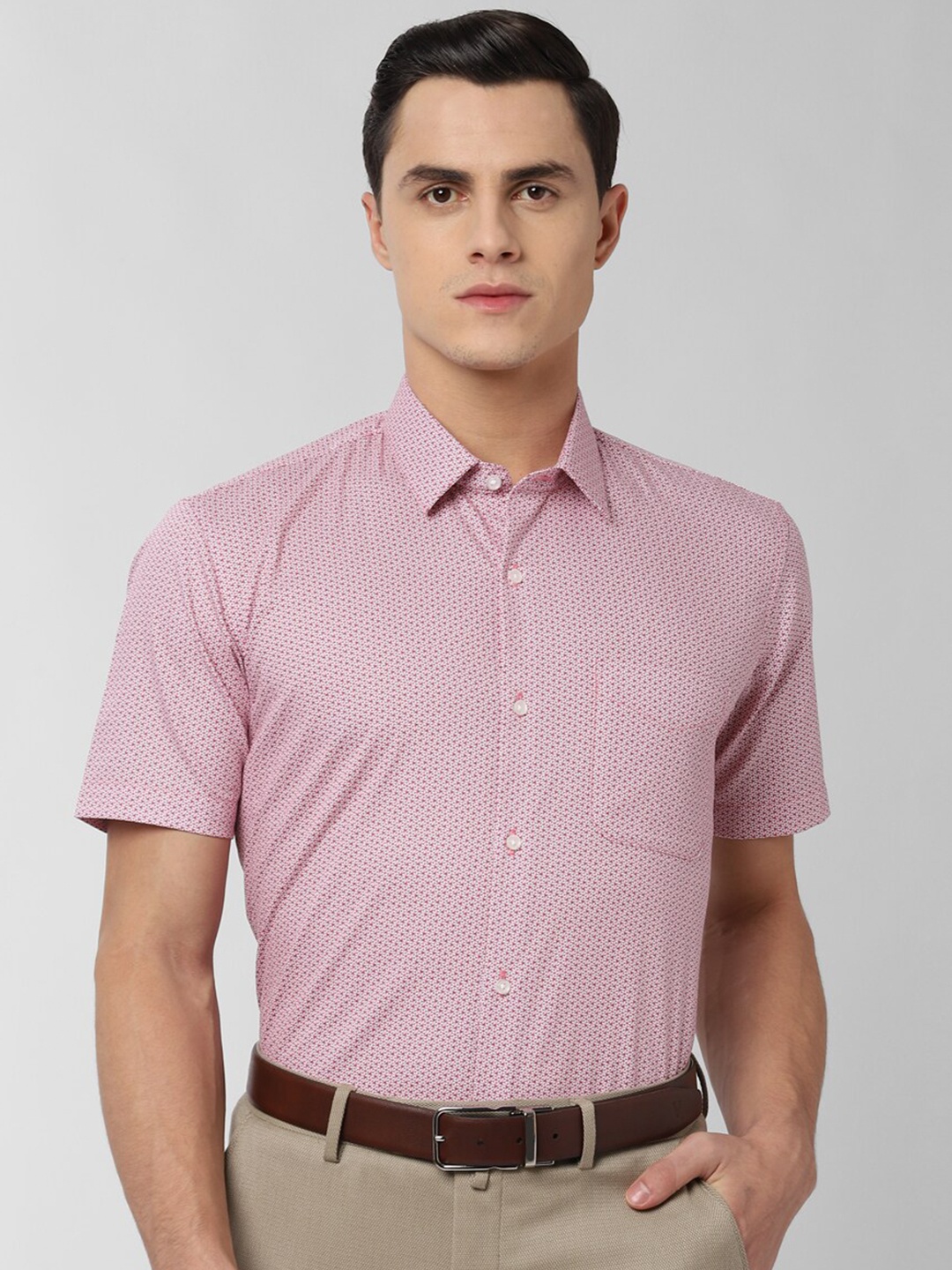 

Peter England Men Red Slim Fit Printed Formal Shirt