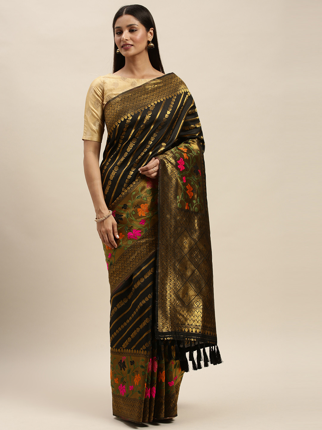 

VASTRANAND Black & Gold-Toned Silk Cotton Striped Banarasi Saree
