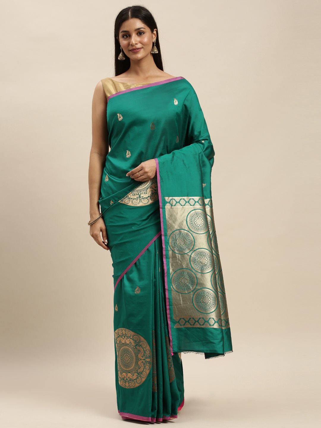 

VASTRANAND Green & Gold-Toned Silk Blend Woven Design Banarasi Saree