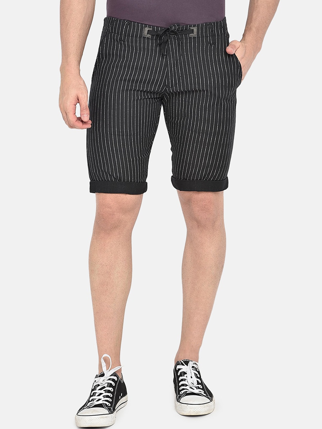 

beevee Men Black & White Striped Slim Fit Regular Shorts