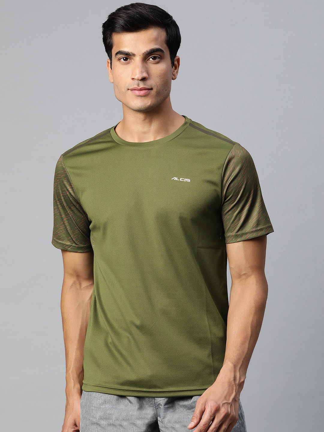 

Alcis Men Olive Green Self Design Round Neck Running T-shirt