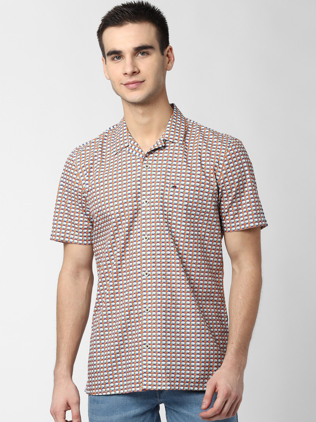 

Peter England Casuals Men White & Orange Slim Fit Printed Casual Shirt