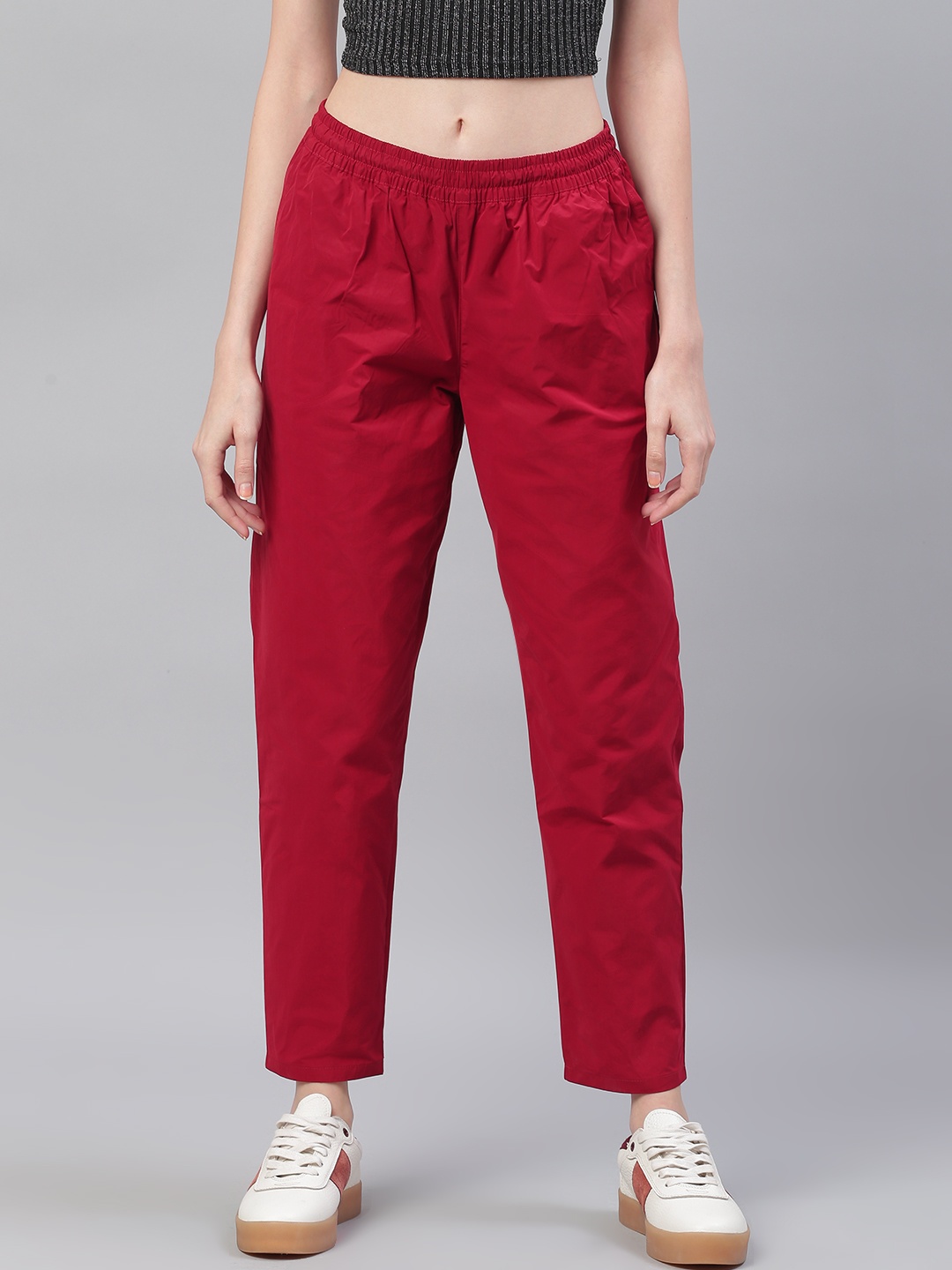 

Bhaane Women Red Loose Fit Solid Suede Finish Regular Trousers