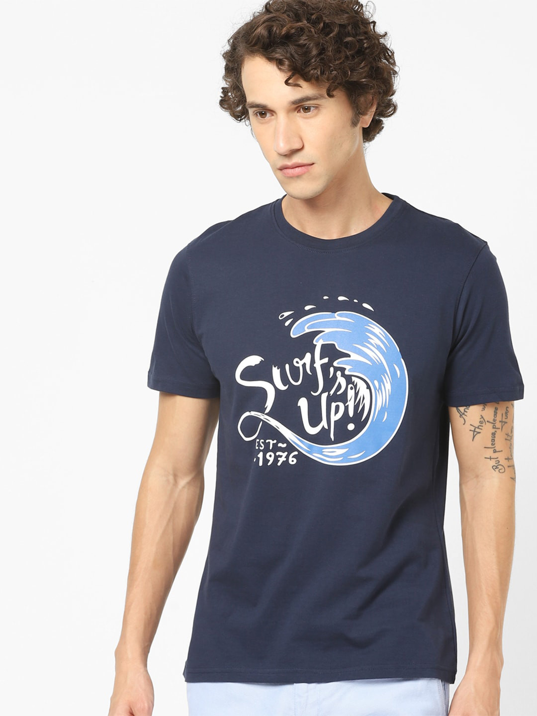 

Celio Men Blue White Printed Round Neck Pure Cotton T-shirt