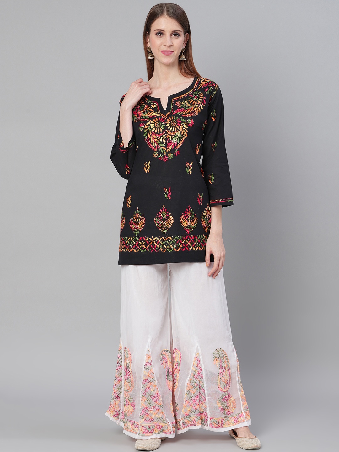 

Saadgi Women Black & White Chikankari Embroidered Handloom Kurti with Palazzos