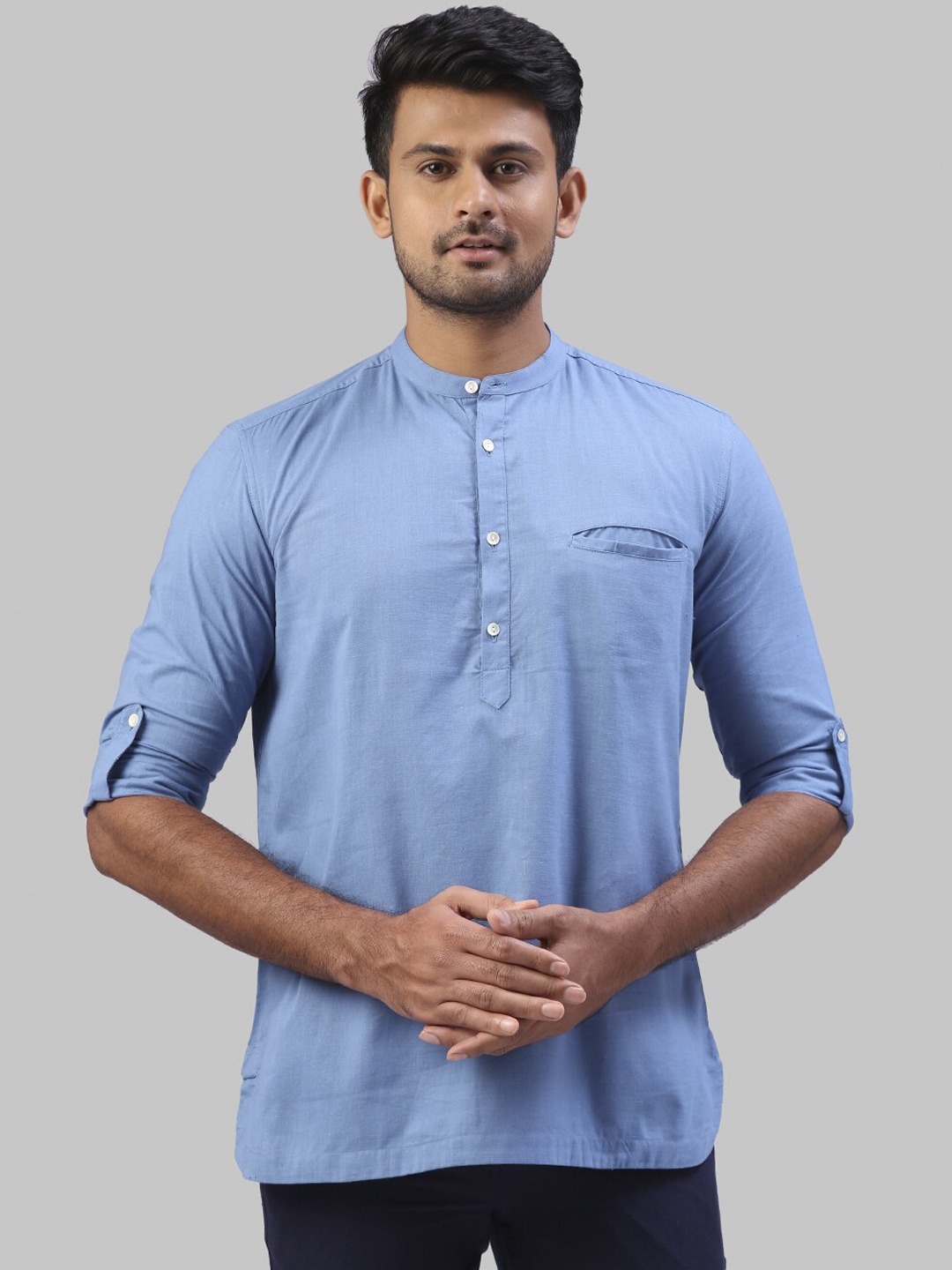 

Raymond Men Blue Solid Straight Kurta