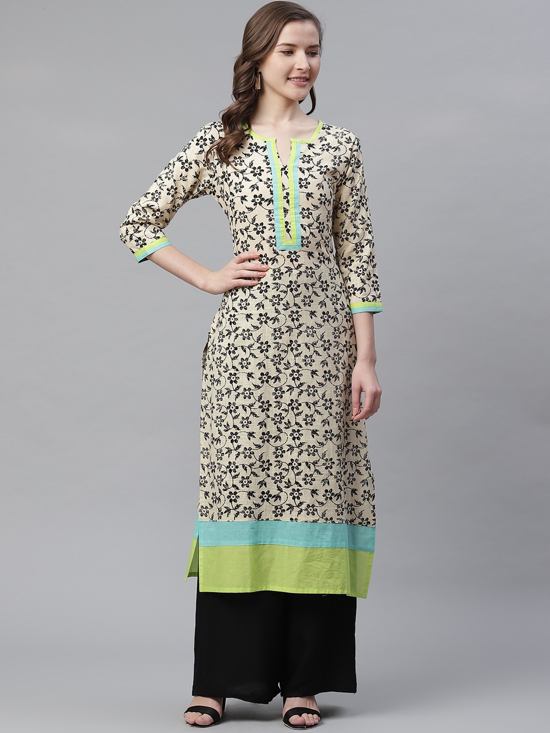 

Aprique FAB Women Beige & Black Floral Printed Straight Kurta