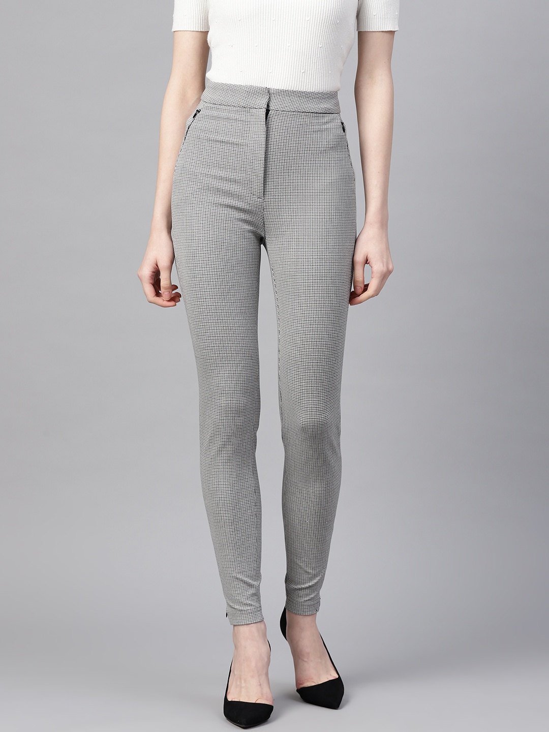 

Marks & Spencer Women Black & White Skinny Fit Checked Cigarette Trousers