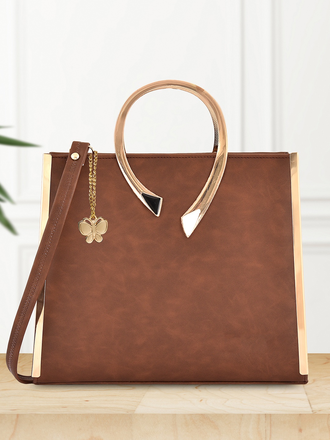 

Butterflies Brown Solid Handheld Bag