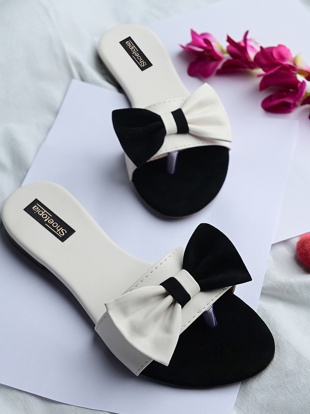 

Shoetopia Women White & Black Colourblocked Open Toe Flats