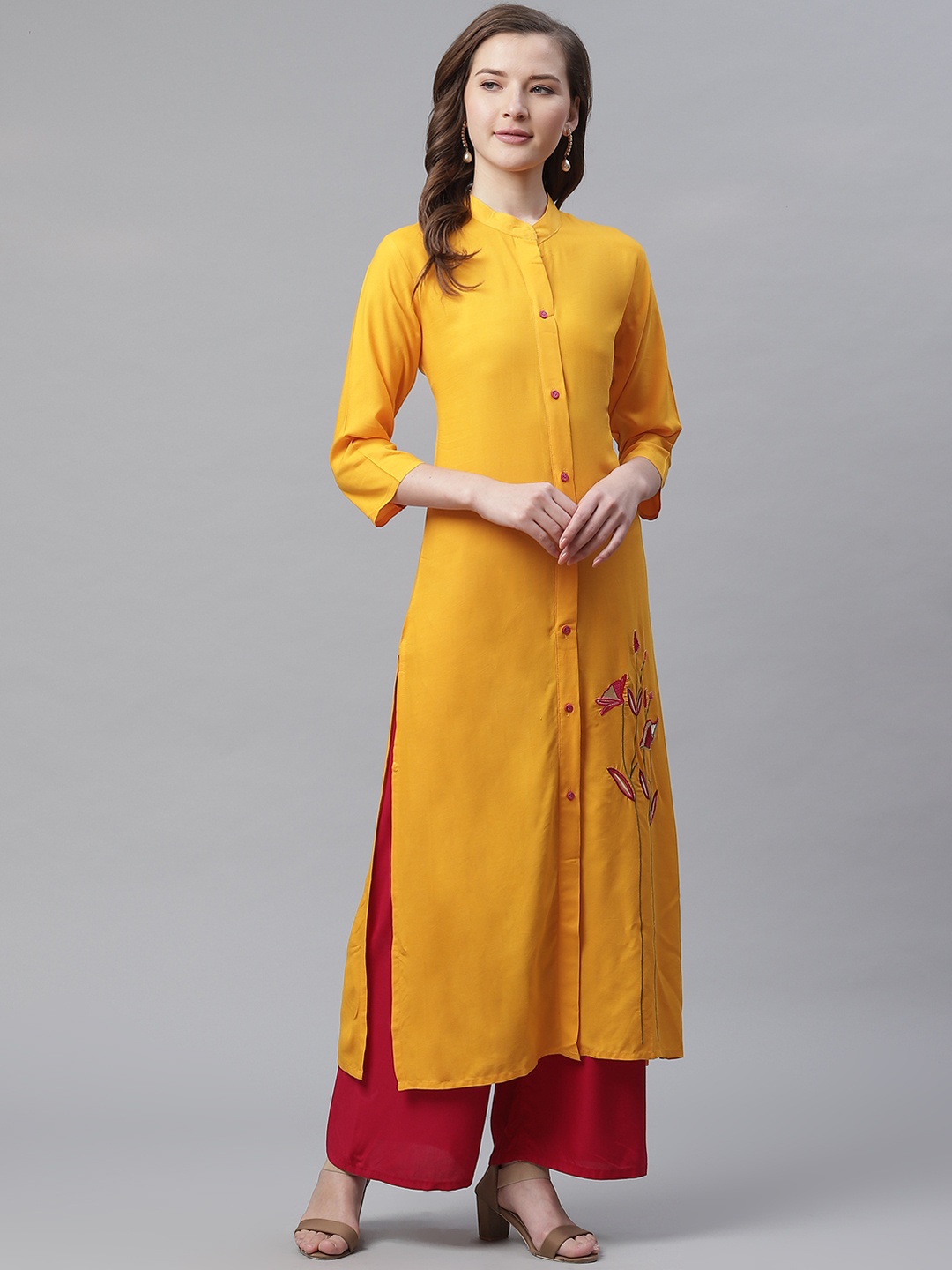 

Aprique FAB Women Yellow Solid Straight Kurta with Embroidered Detail