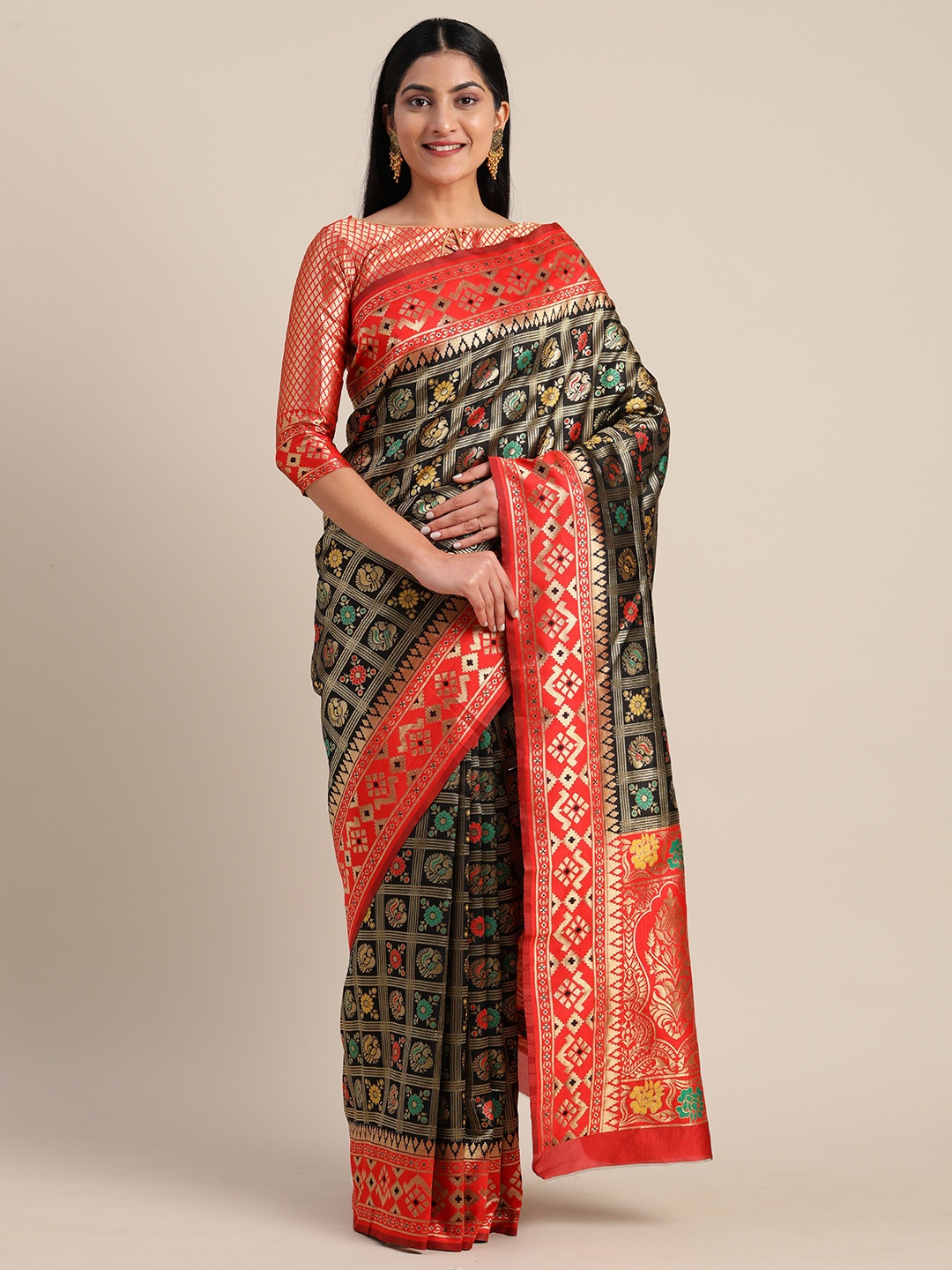 

Mitera Black & Red Silk Blend Woven Design Kanjeevaram Saree