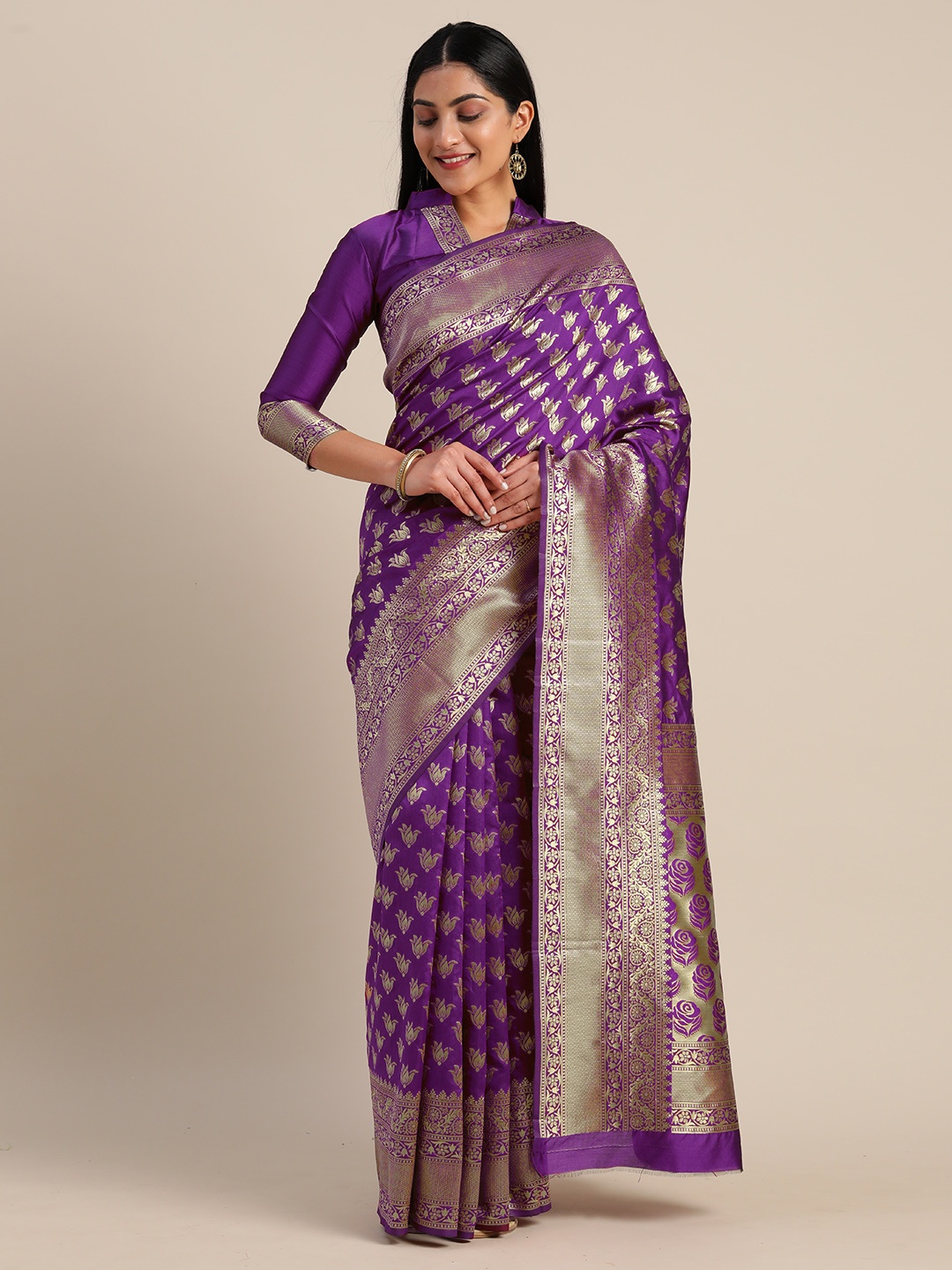 

Mitera Burgundy & Gold-Toned Silk Blend Woven Design Kanjeevaram Saree