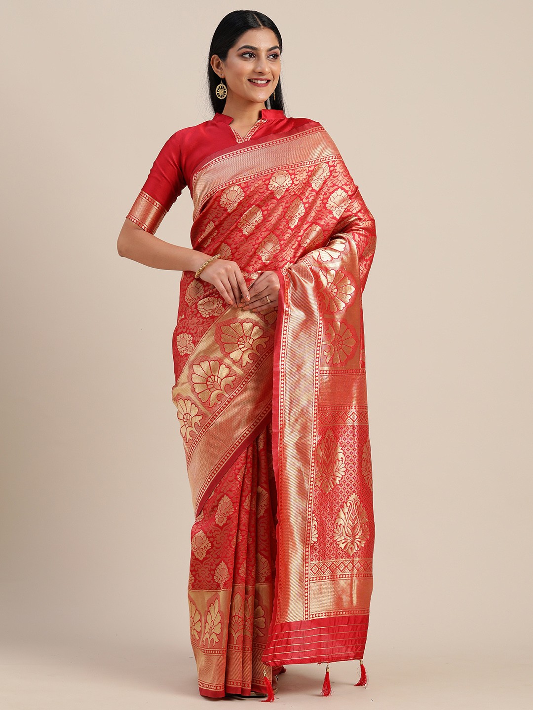 

Mitera Red & Golden Silk Blend Woven Design Kanjeevaram Saree