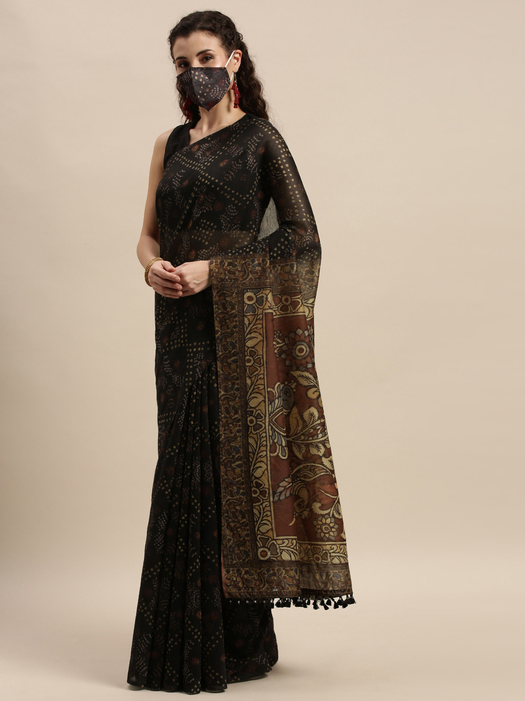 

aamna Black & Beige Silk Cotton Printed Bandhani Saree