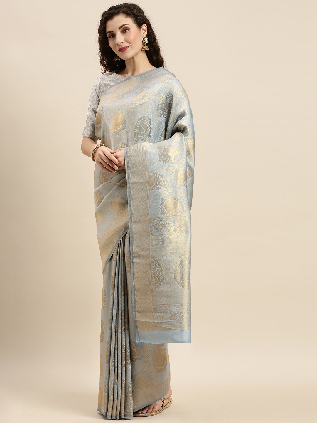 

Mitera Blue & Gold-Toned Silk Blend Woven Design Kanjeevaram Saree
