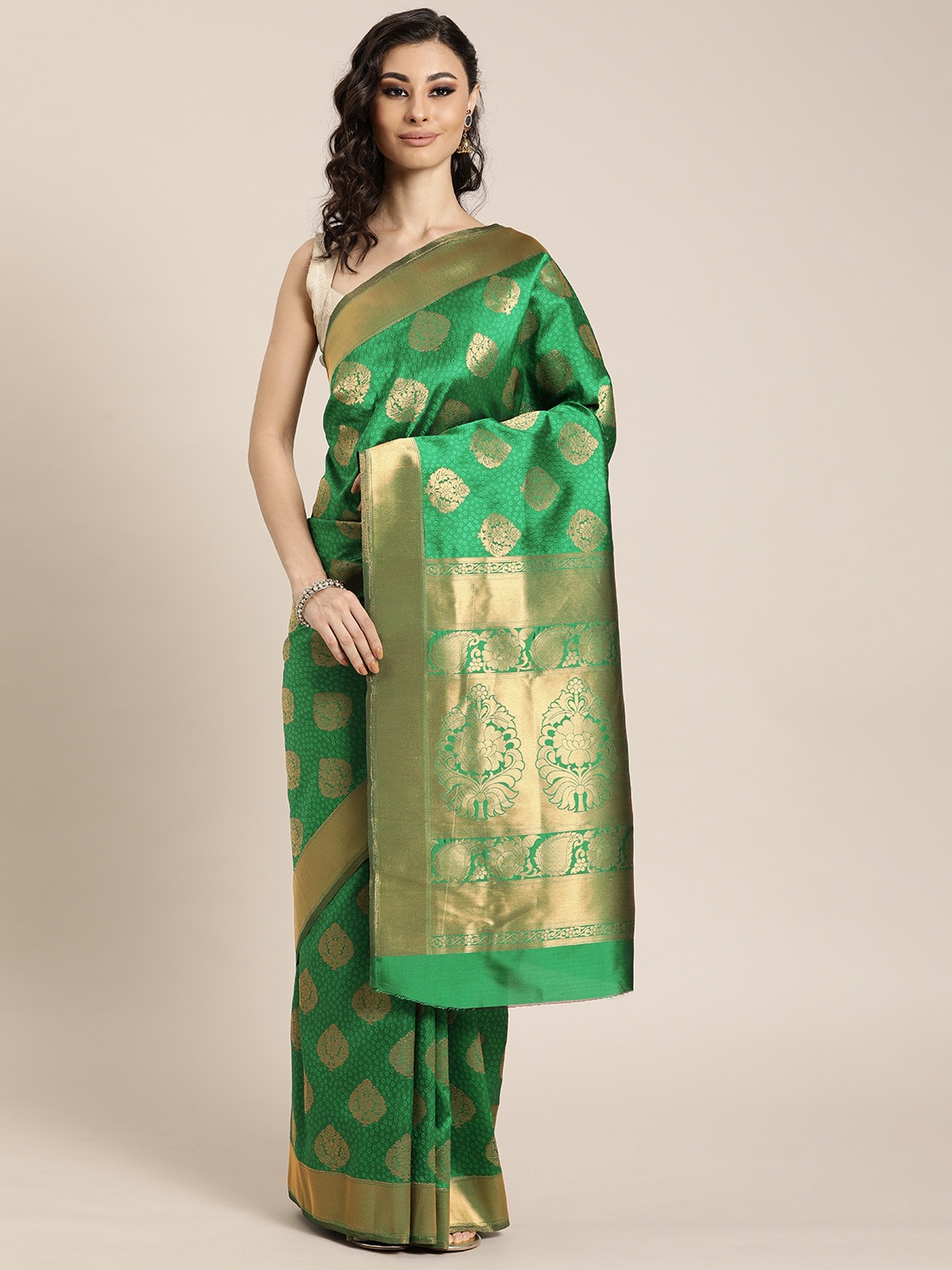 

Mitera Green & Gold-Toned Woven Design Kanjeevaram Saree