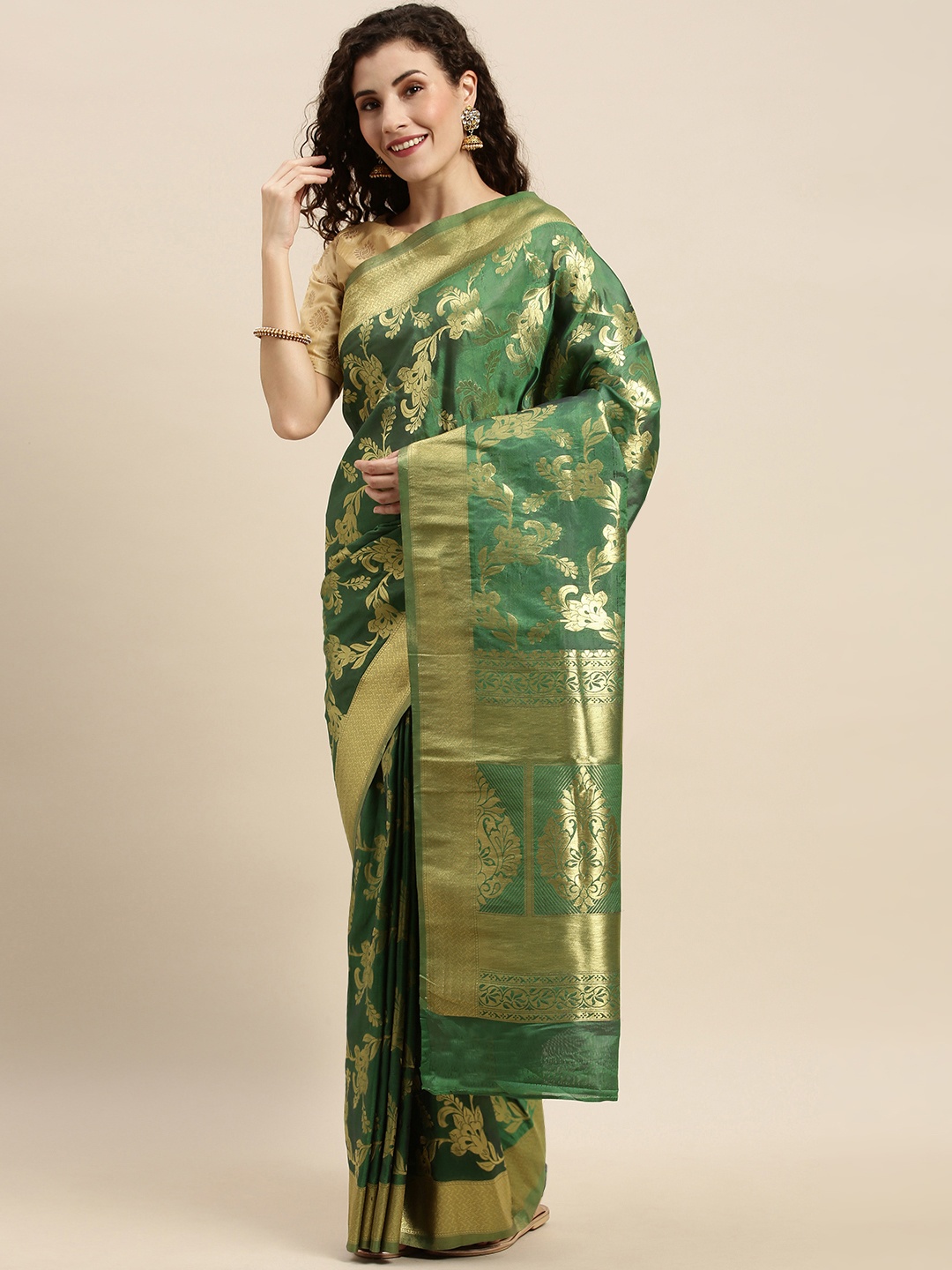 

Mitera Green & Gold-Toned Silk Blend Woven Design Kanjeevaram Saree