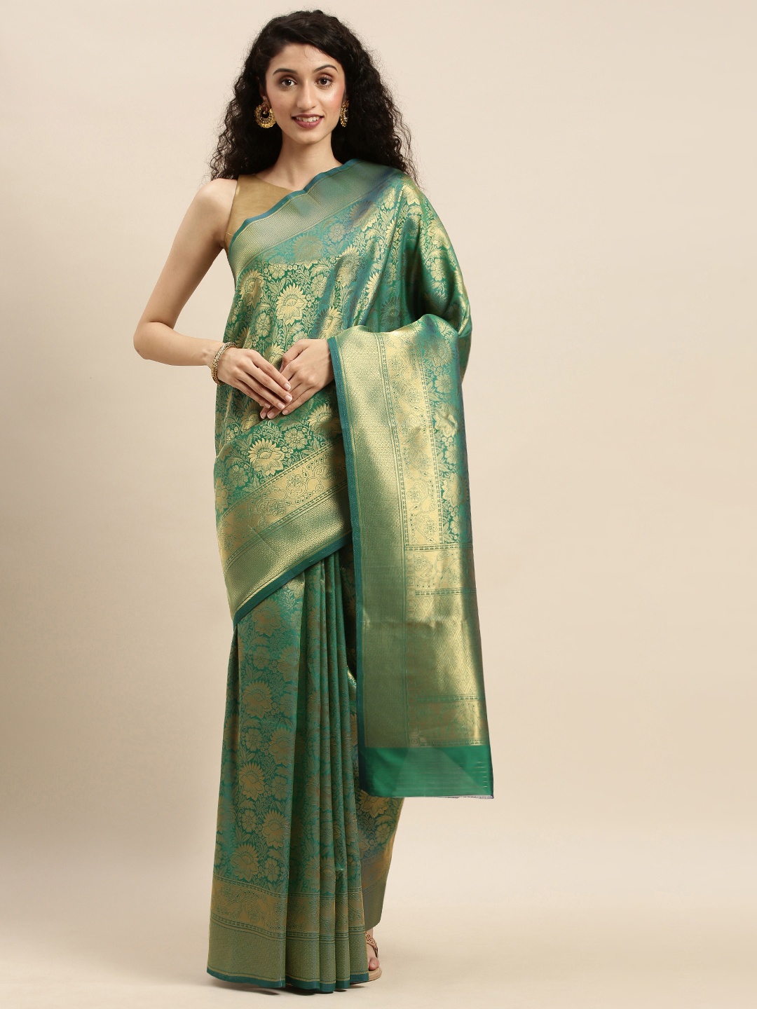 

Mitera Green & Gold-Toned Silk Blend Woven Design Kanjeevaram Saree