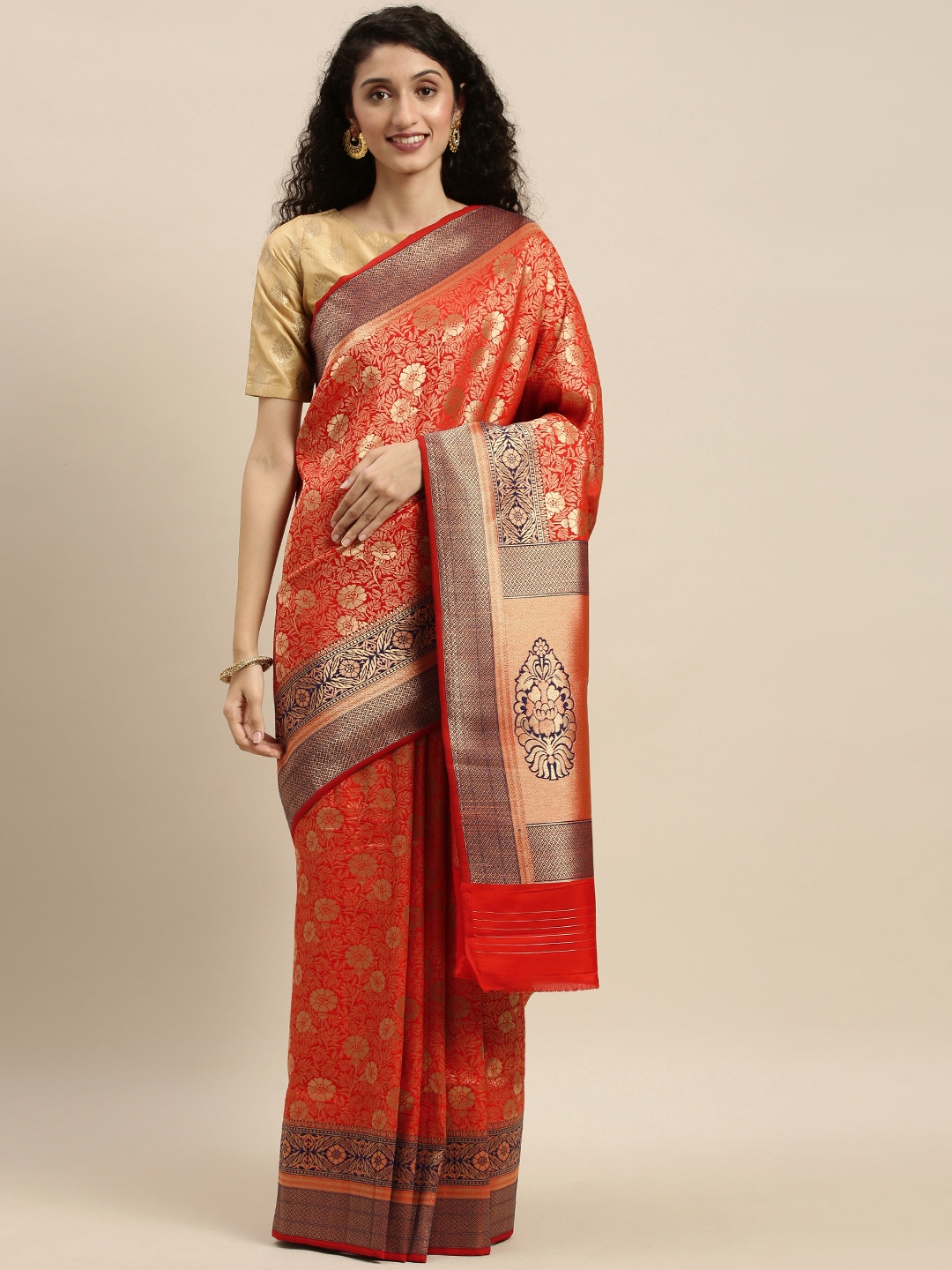 

Mitera Red & Gold-Toned Silk Blend Woven Design Kanjeevaram Saree