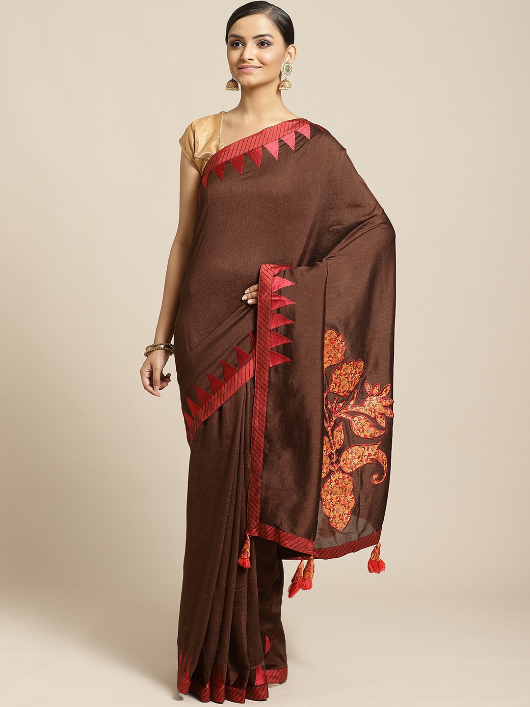 

Shaily Brown Solid Saree