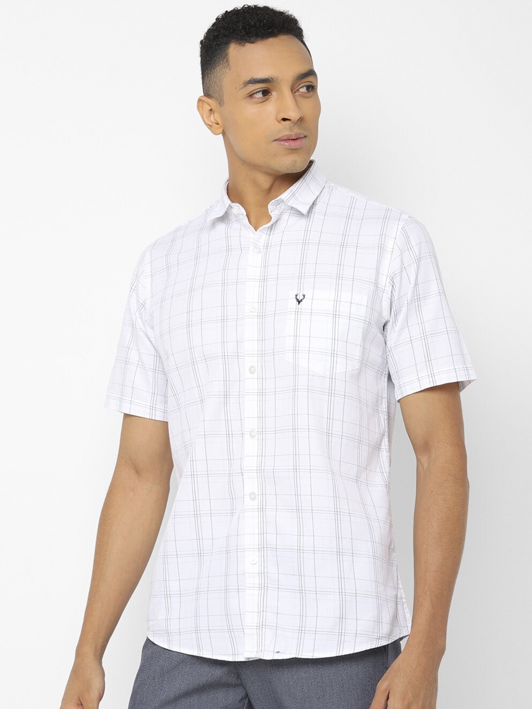 

Allen Solly Men White Slim Fit Checked Casual Shirt