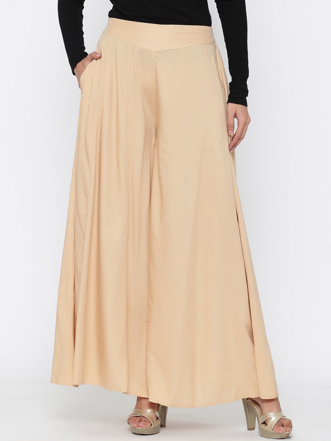 

Juniper Women Beige Printed Flared Palazzos