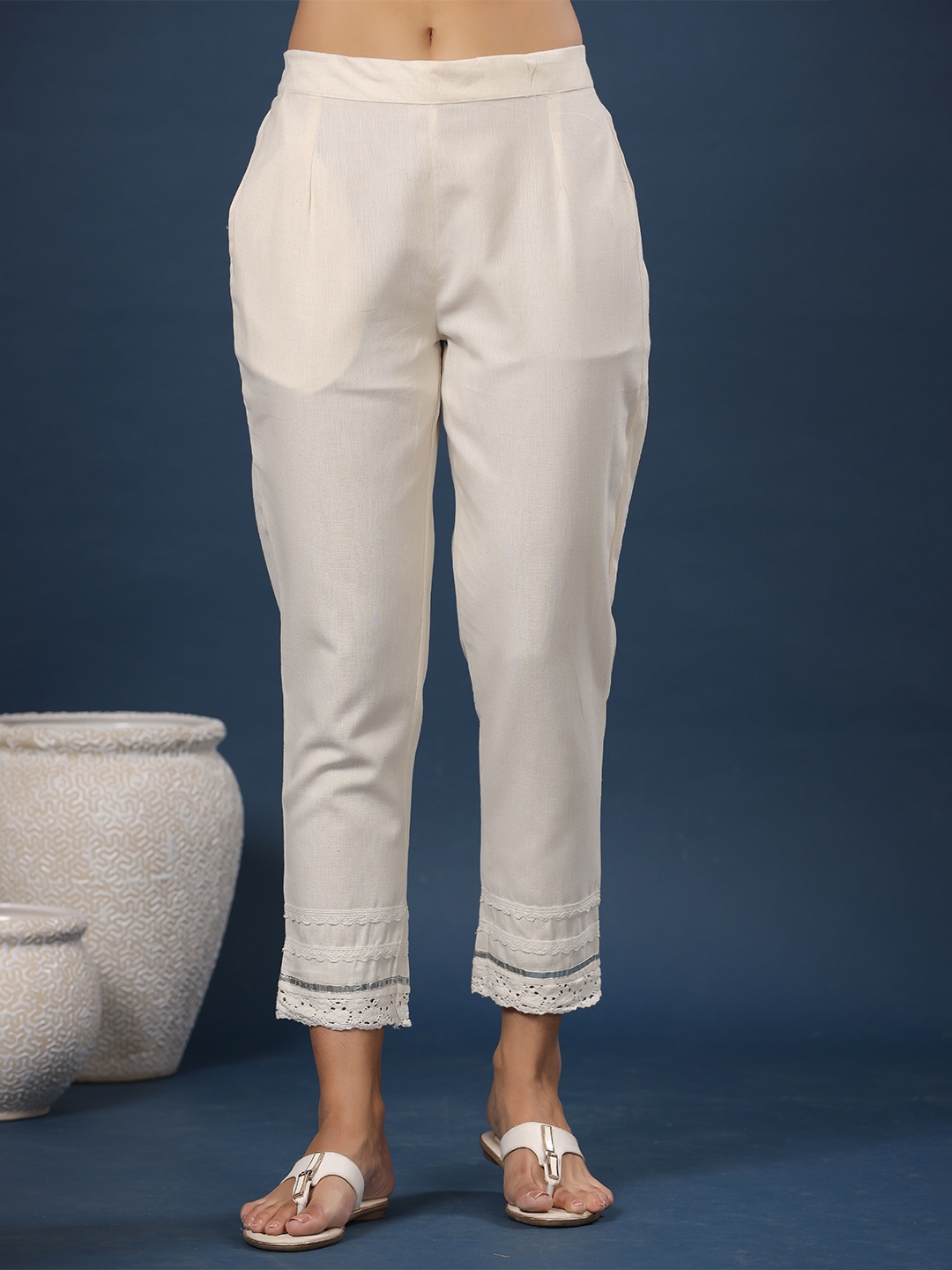 

JUNIPER Smart Slim Fit Solid Cigarette Trousers, Off white