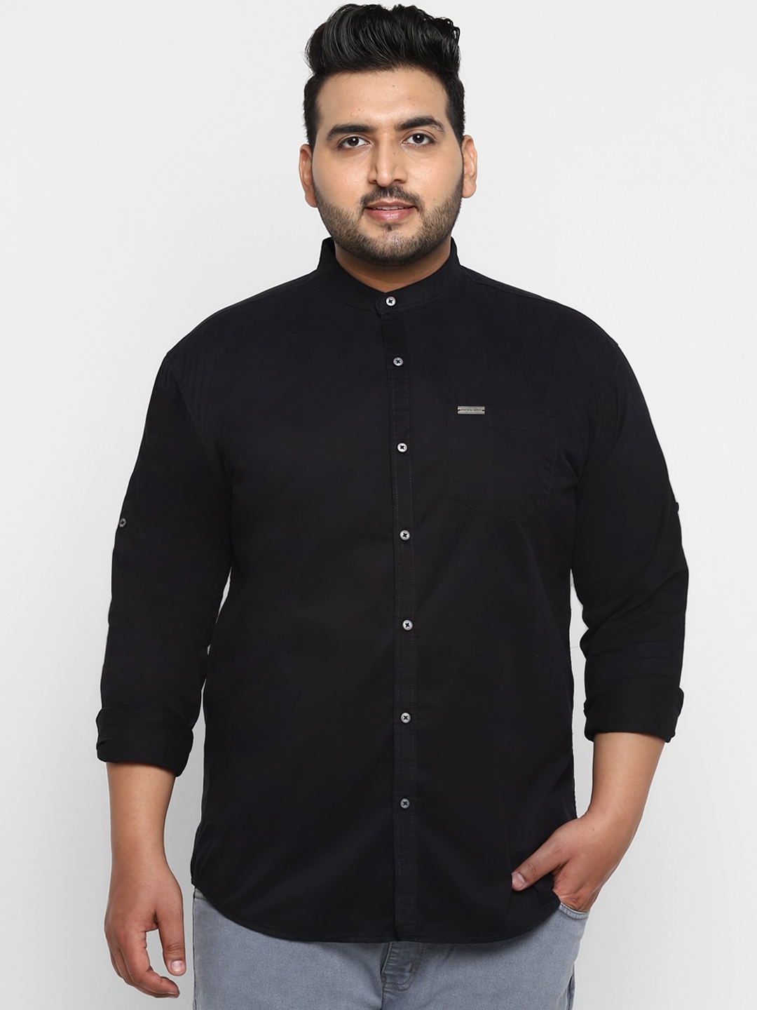 

Urbano Plus Men Black Regular Fit Solid Casual Shirt