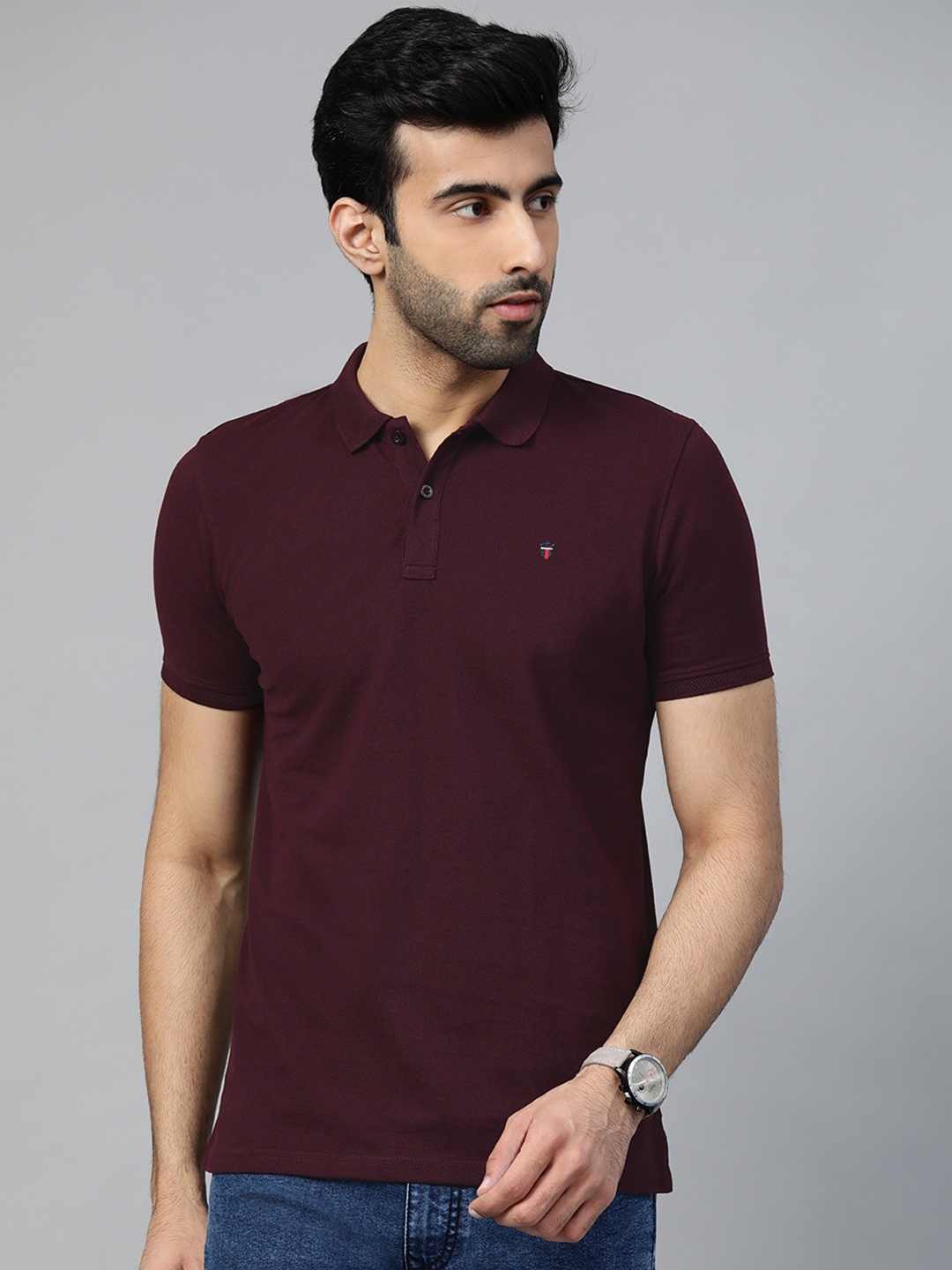 

Louis Philippe Sport Men Burgundy Solid Polo Collar T-shirt