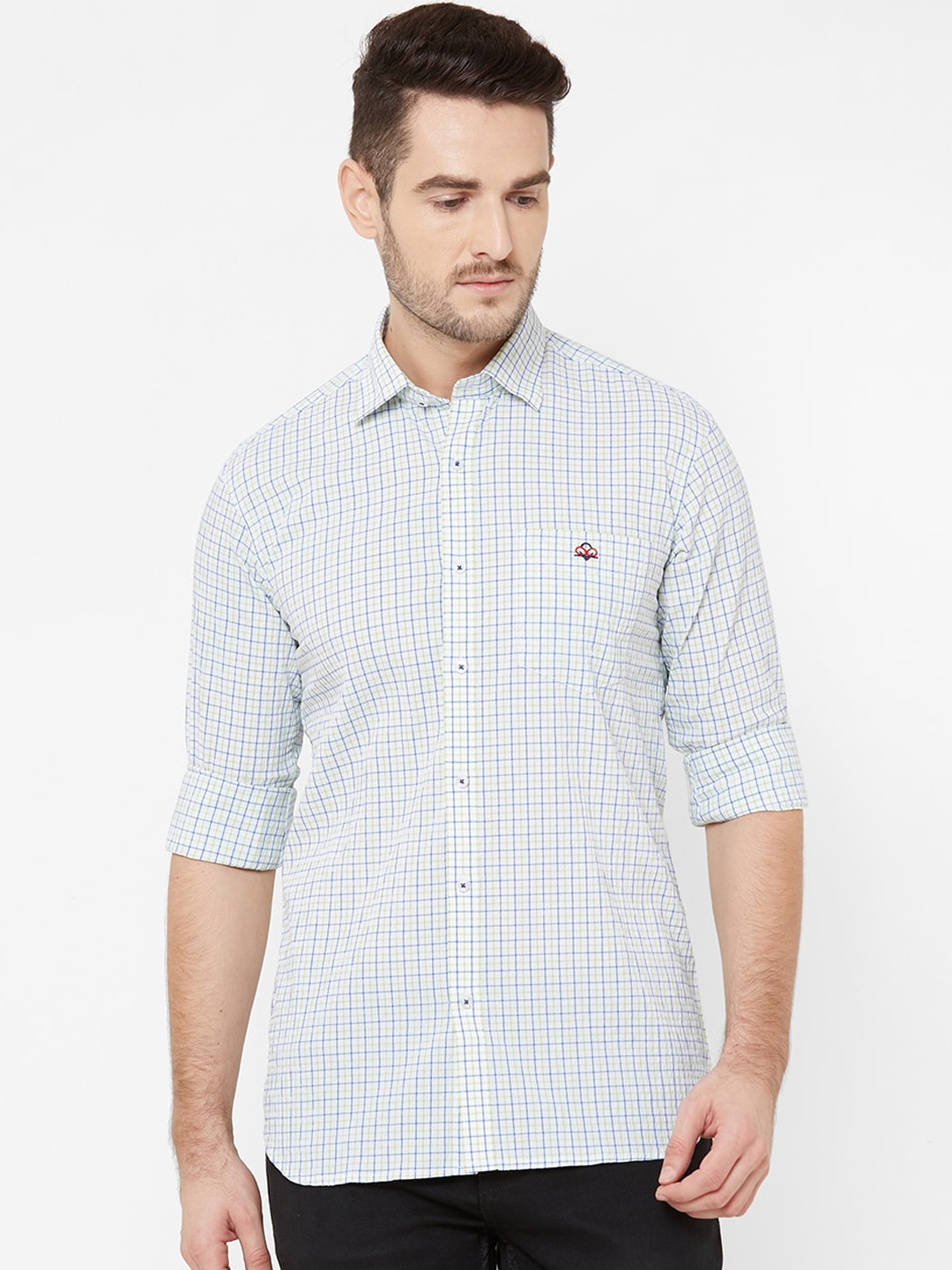 

Donzell Men White & Blue Regular Fit Checked Casual Shirt