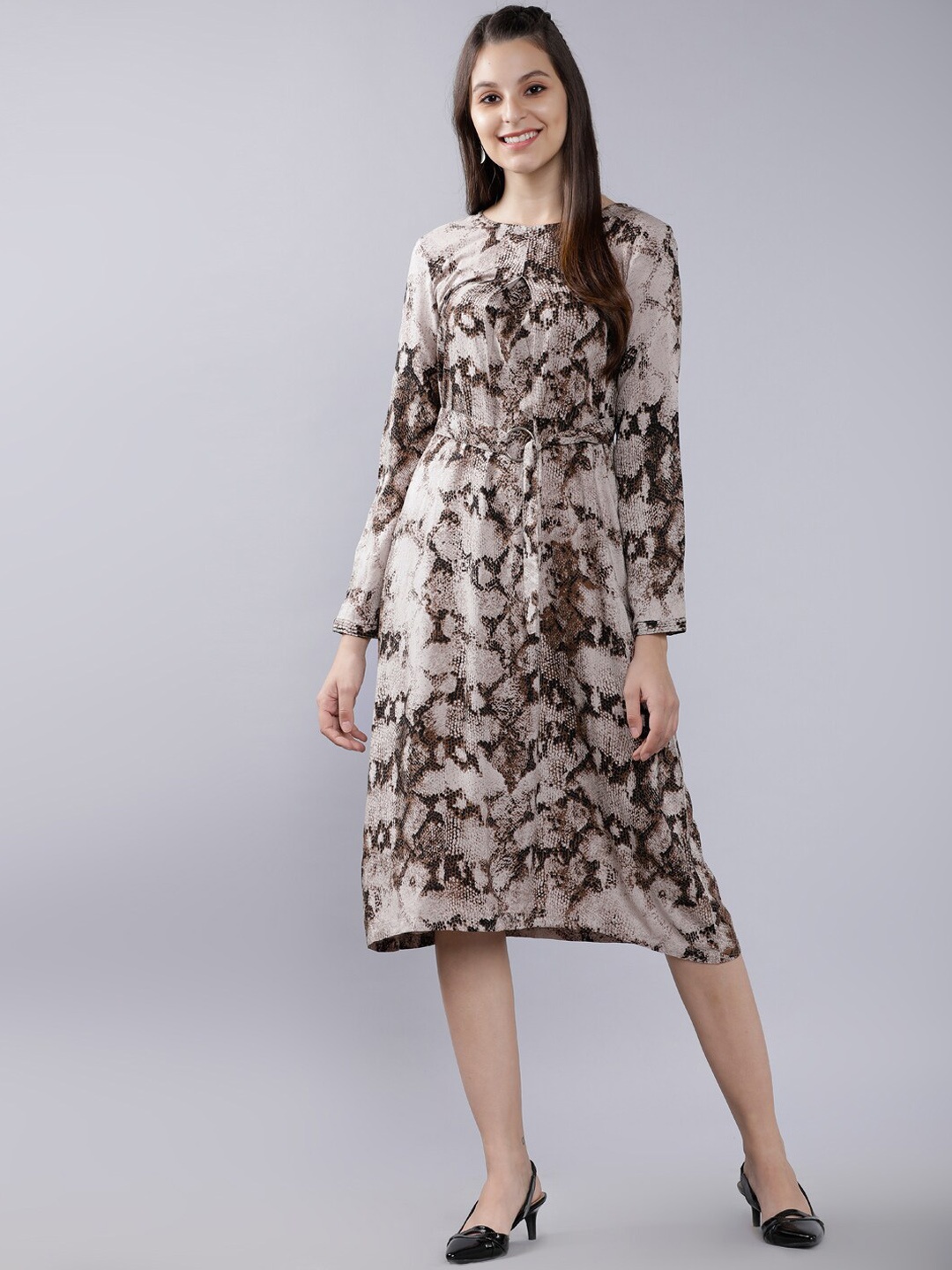 

Tokyo Talkies Women Brown & Beige Animal Printed Fit and Flare Dress