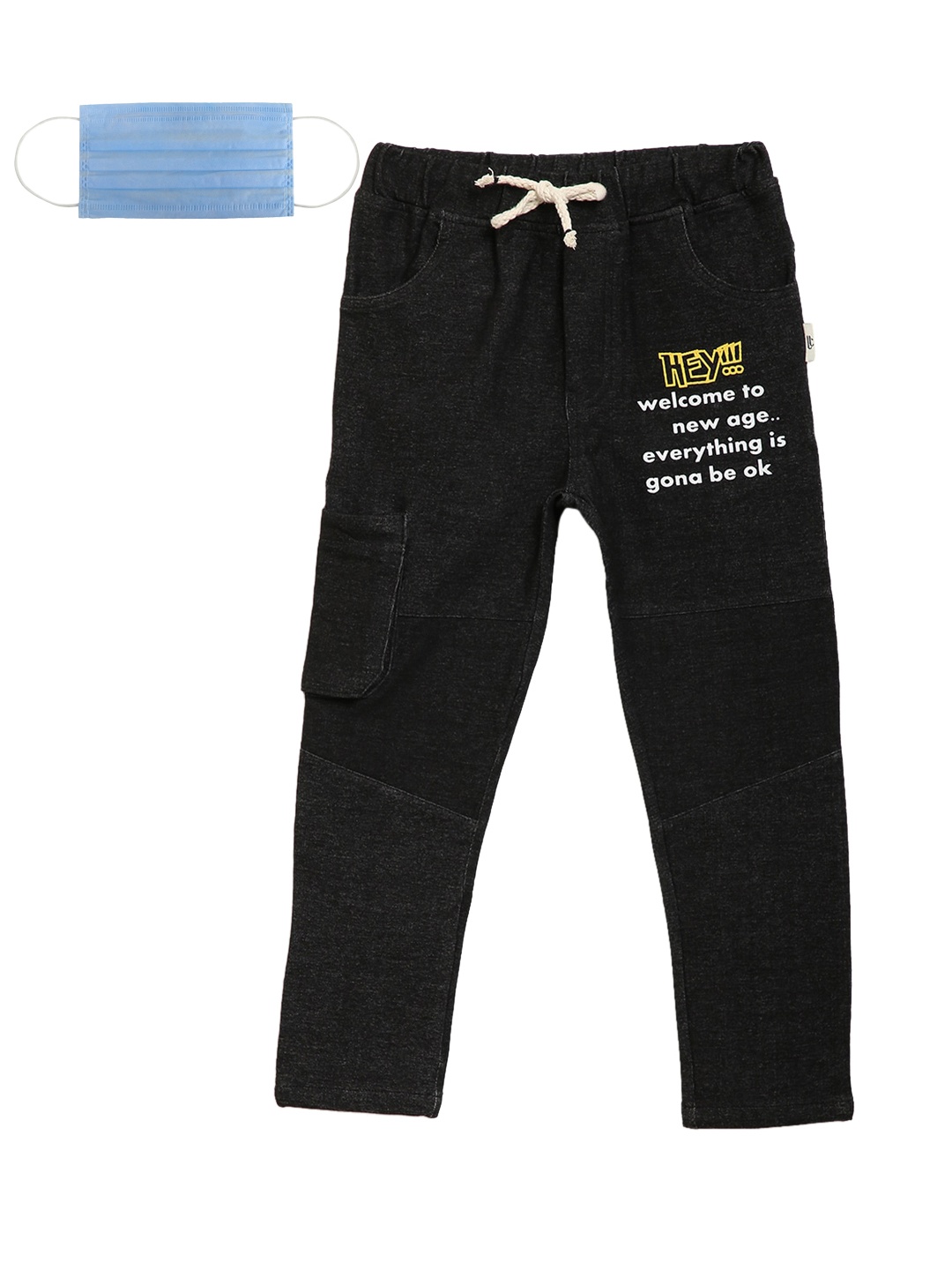 

Lil Tomatoes Boys Black Solid Straight-Fit Track Pants