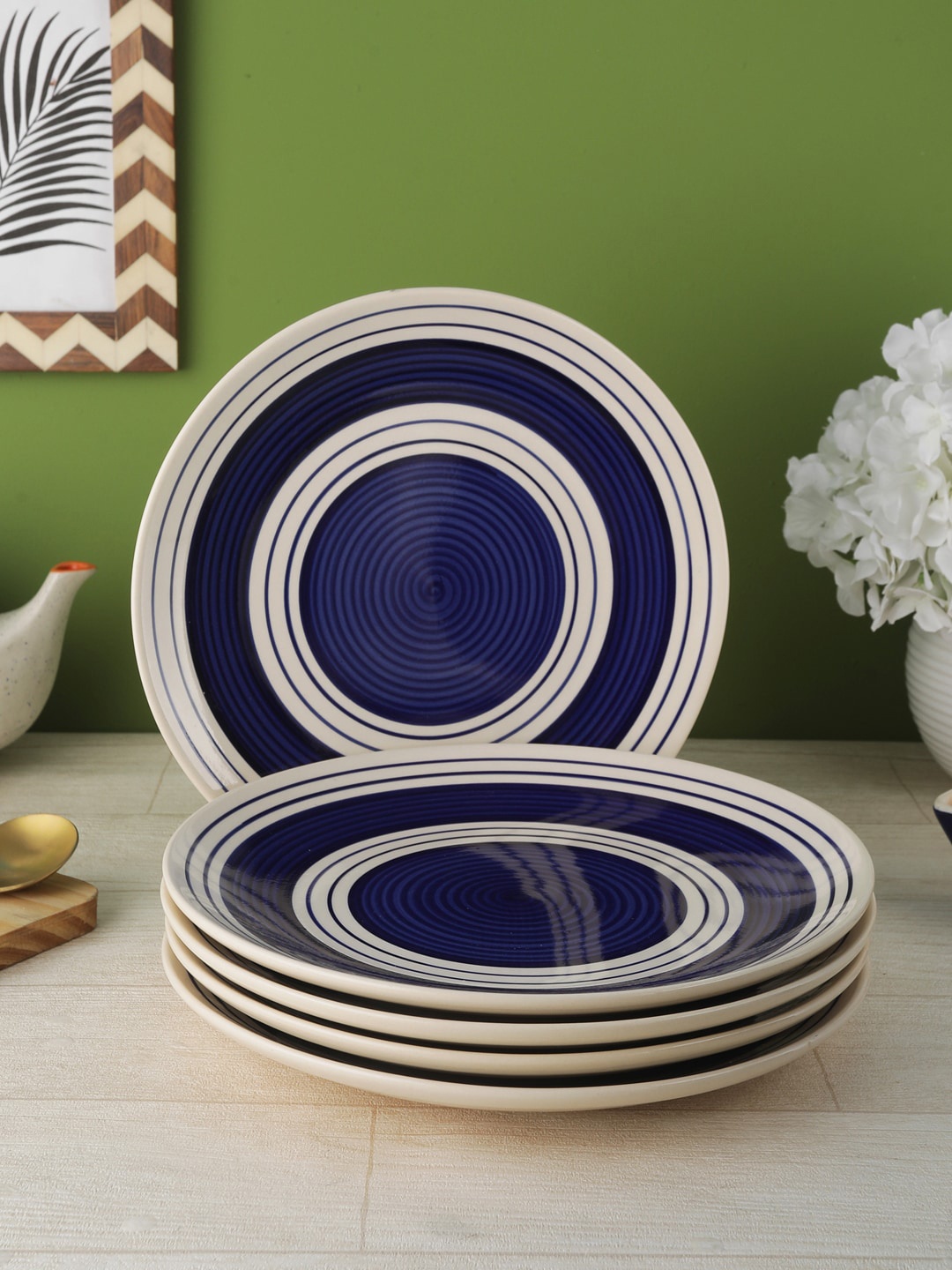 

VarEesha Navy Blue & Off-White 4-Pieces Printed Ceramic Plates Set