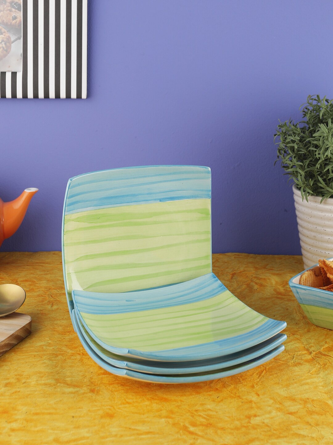

VarEesha Green & Blue 4-Pieces Printed Square Ceramic Plates Set