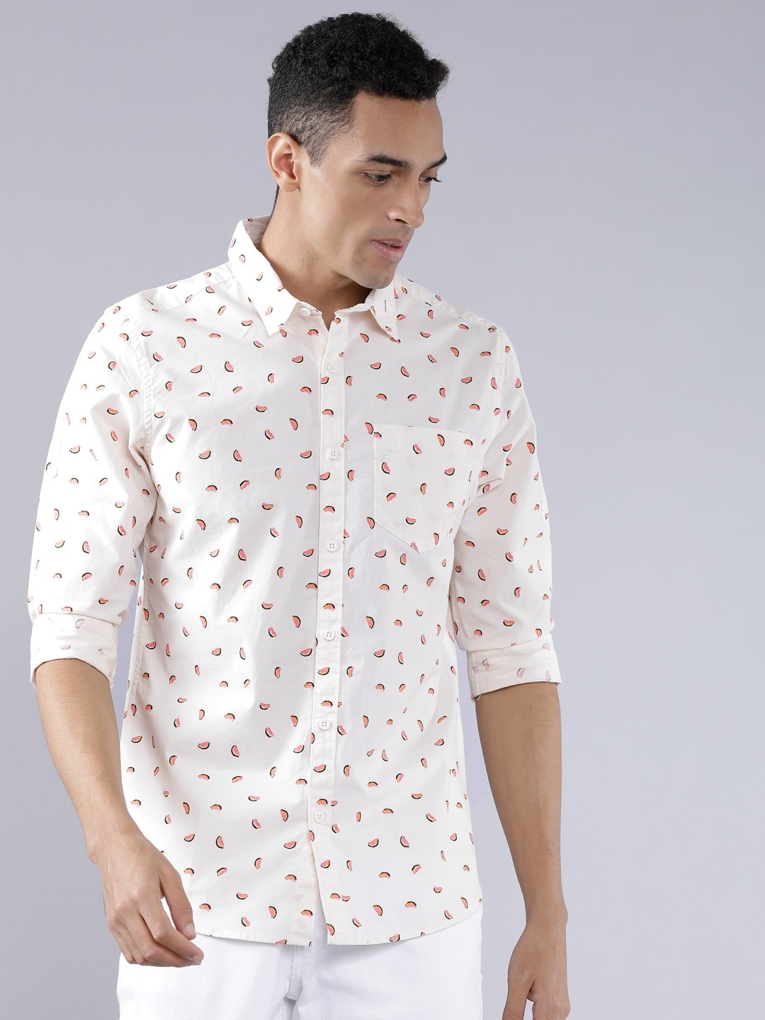 

HIGHLANDER Men White & Pink Slim Fit Watermelon Print Casual Shirt