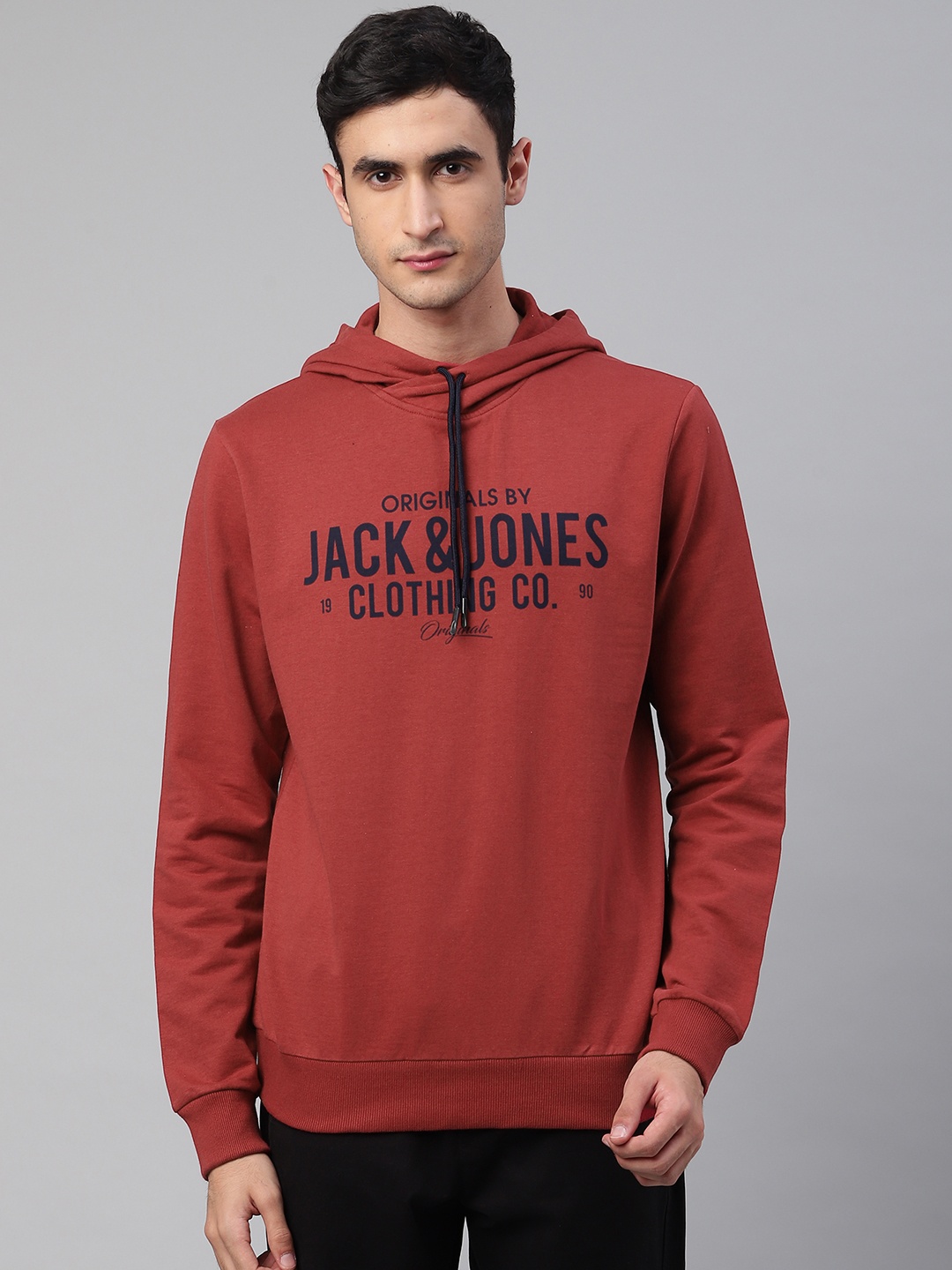 

Jack & Jones Men Brick Red & Navy Blue Brand Logo Printed Hooded Sweatshirt