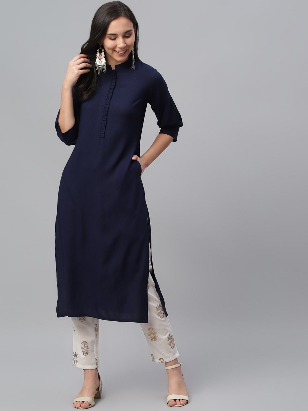 

Libas Women Navy Blue Solid Straight Kurta