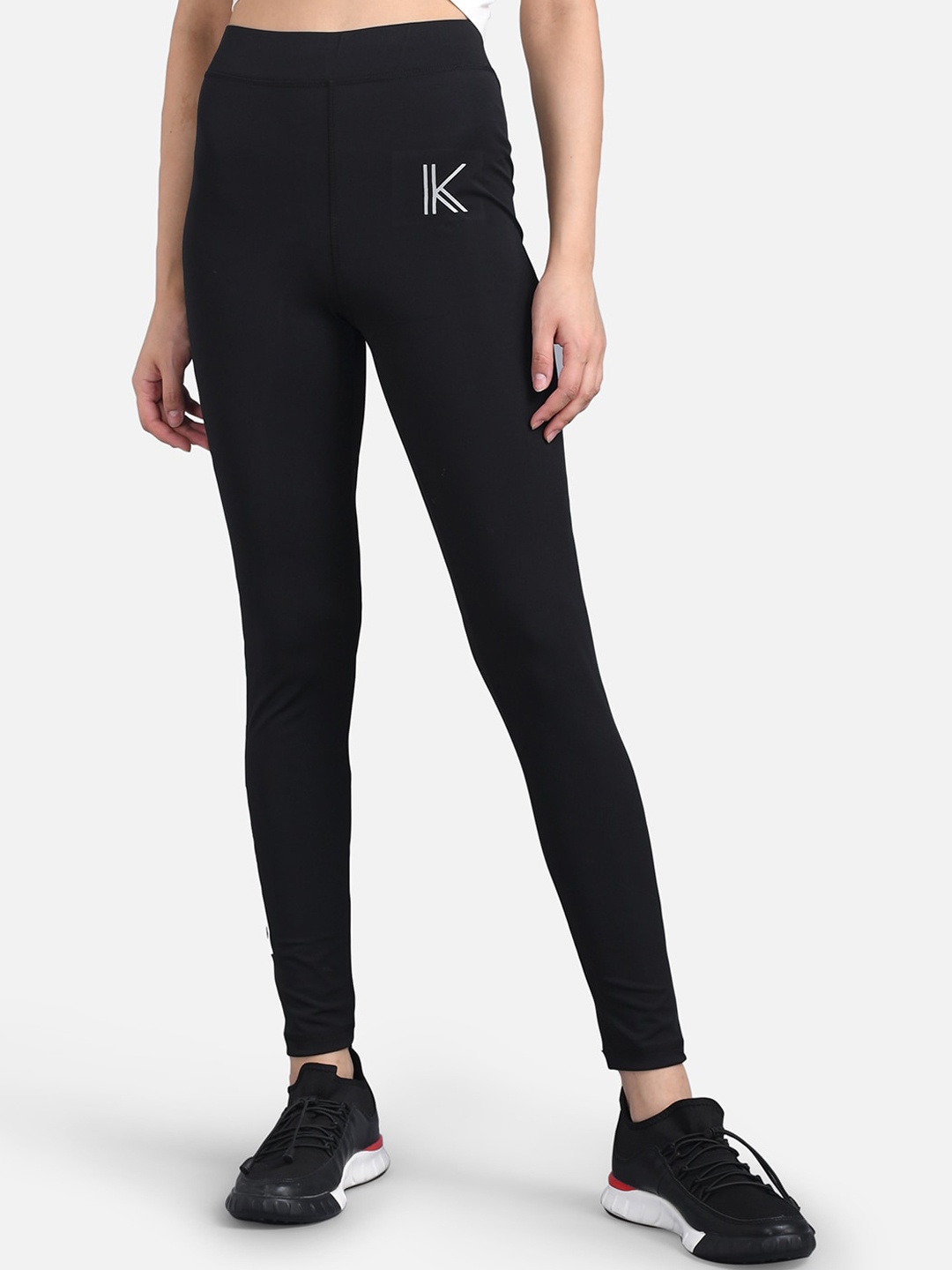 

Kotty Women Black & White Printed Tights